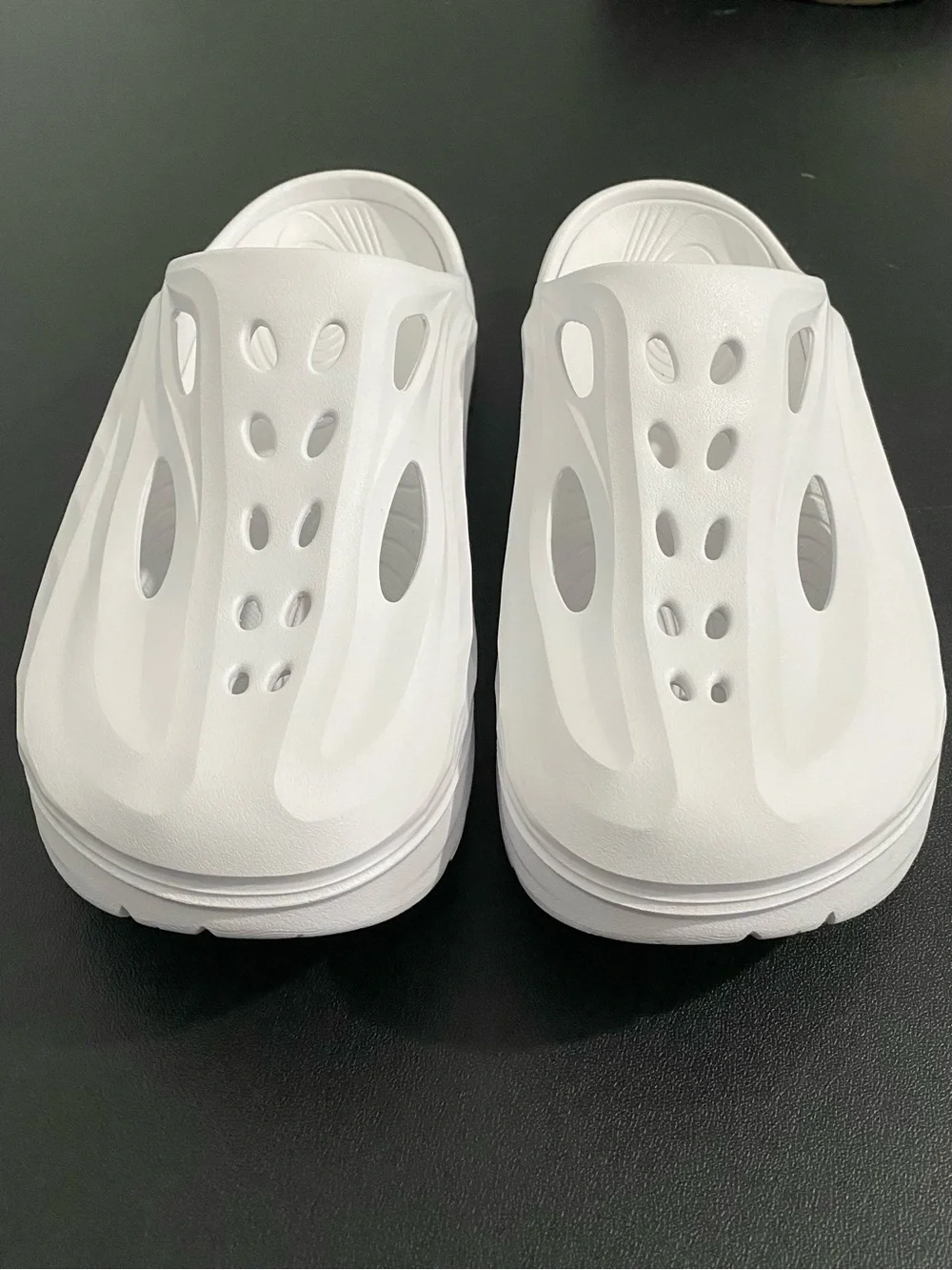 New Hoka Ora Recovery Slip On Mules Slides White Men’s 14 NWOT